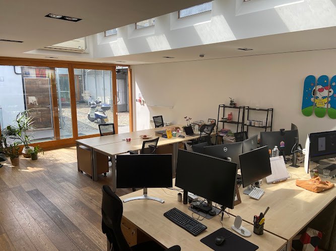 The Croosh Hub coworking space in London, United Kingdom of Great Britain and Northern Ireland 1