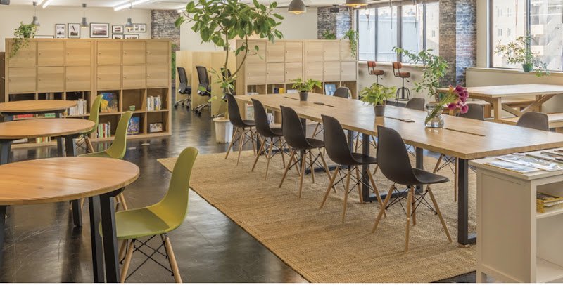 コワーキングスペース ENZOU coworking space in Numazu, Japan 1