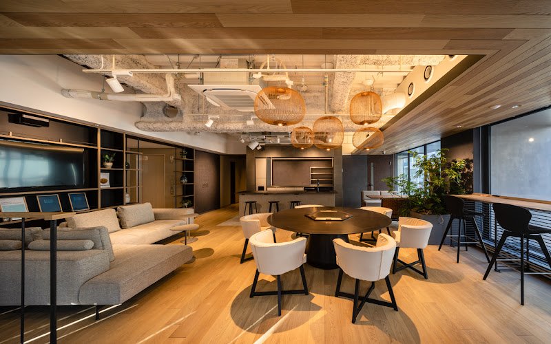 H¹O 平河町 coworking space in Chiyoda City, Japan 1