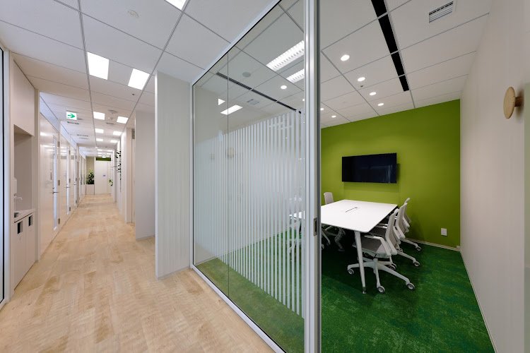 阪急阪神ONS神戸三宮 coworking space in Kobe, Japan 1