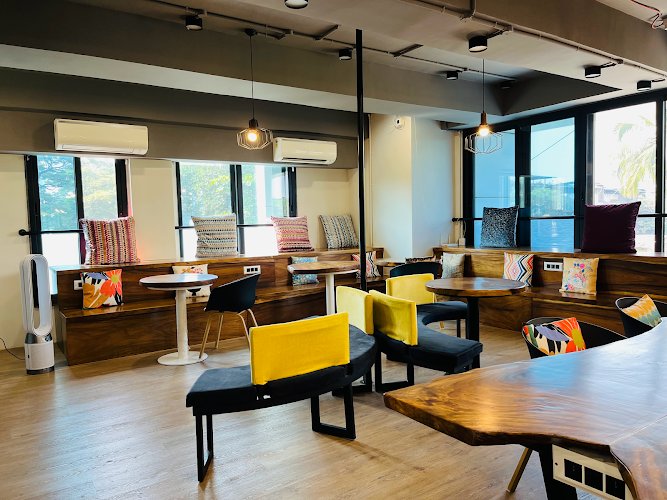 Vikas Hub coworking space in Mumbai, India 1