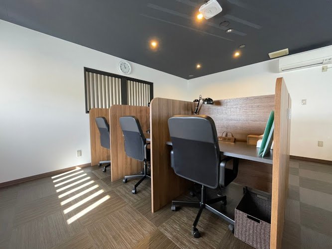 P・SPOCafe（ピースポカフェ）桑原店 coworking space in Matsuyama, Japan 1