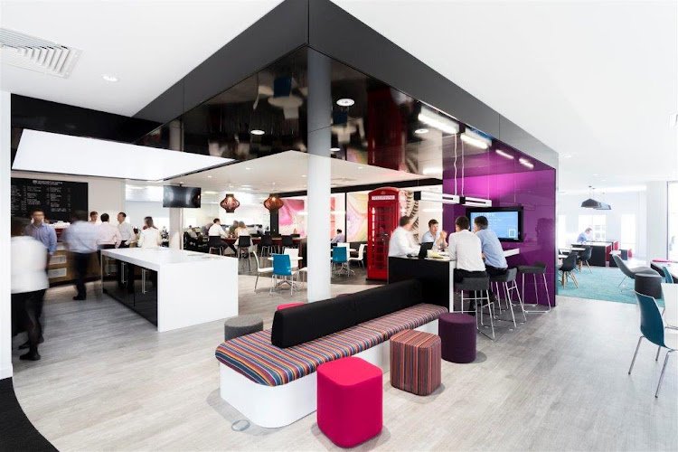 JLL London West End Real Estate coworking space in London, United Kingdom of Great Britain and Northern Ireland 1