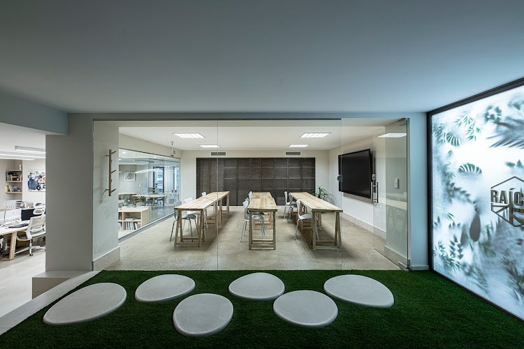 Raíces Urbanas hub coworking space in Plasencia, Spain 1