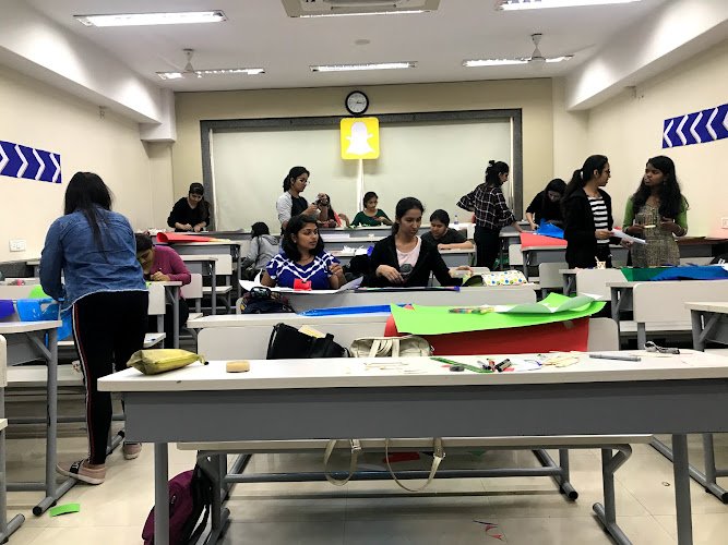 Priti’s Art and Craft Classes coworking space in Mumbai, India 1