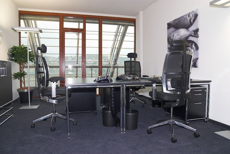 Signature by Regus - Stuttgart, Signature Konigstrasse 26 coworking space in Stuttgart, Germany 1