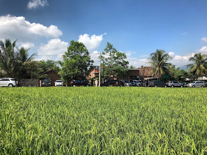 Gubuk Pentjeng Bisnis & Coworking Space coworking space in Semarang Regency, Indonesia 1