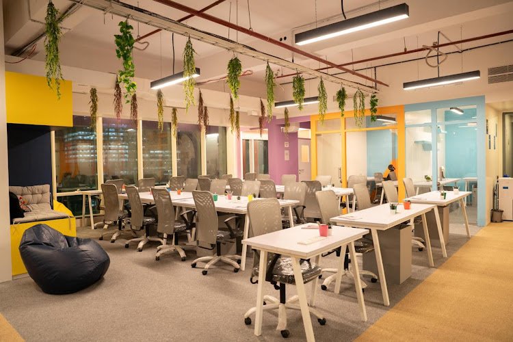 Teloz Spaces - Goregaon East Center - Synergy Business Park coworking space in Mumbai, India 1