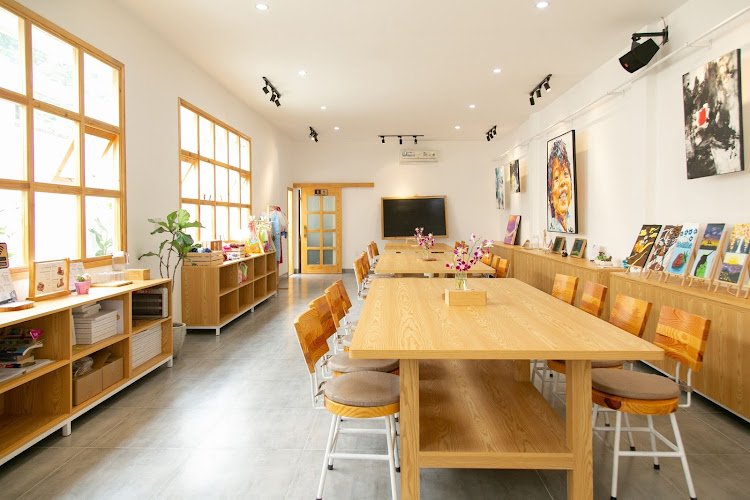 Create Danang Art Space coworking space in Da Nang, Viet Nam 1