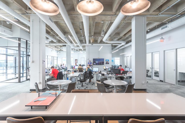 Expansive 5th Avenue coworking space in Nashville, United States of America 1
