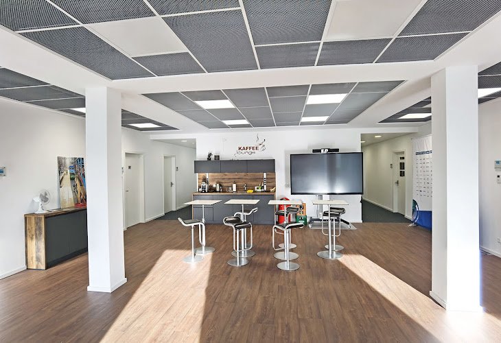 AZO - Anwendungszentrum GmbH Oberpfaffenhofen coworking space in Weßling, Germany 1