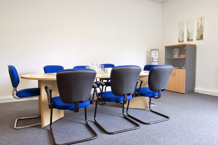 Basepoint Business Centre (Waterlooville) coworking space in Waterlooville, United Kingdom of Great Britain and Northern Ireland 1