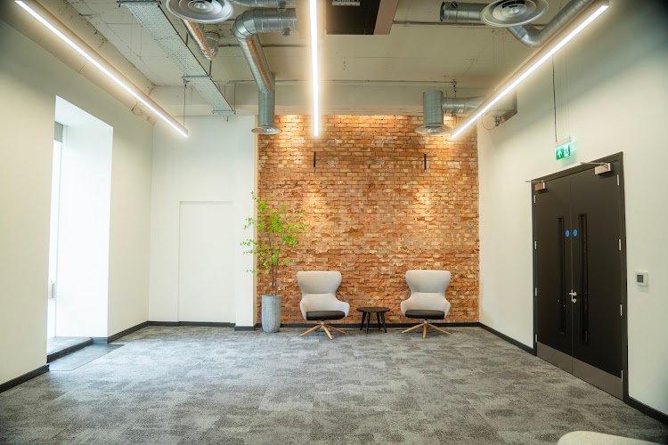 Orbit Spaces 55 King Street, Manchester - Meeting Room Hire & Co-working coworking space in Manchester, United Kingdom of Great Britain and Northern Ireland 1