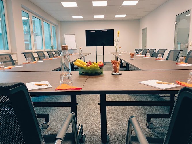 1000 Satellites Hamburg-Alster coworking space in Hamburg, Germany 1