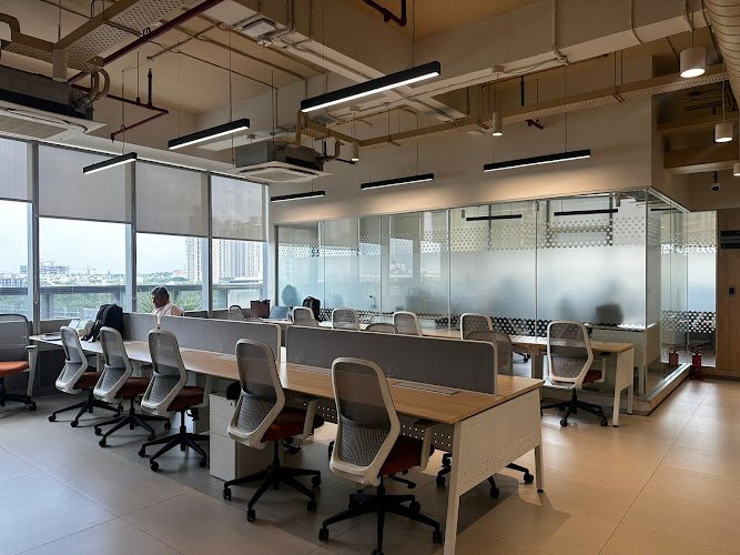 Whizdom Club coworking space in Gurugram, India 1