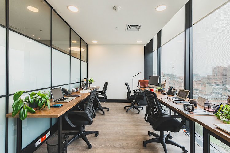 Espacios para Coworking en Bogotá | OFFICE IN coworking space in Bogotá, Colombia 1