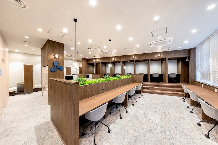 BIZcomfort南越谷 coworking space in Koshigaya, Japan 1