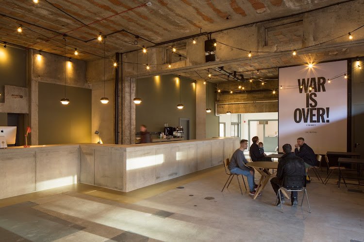 Silver Building coworking space in London, United Kingdom of Great Britain and Northern Ireland 1