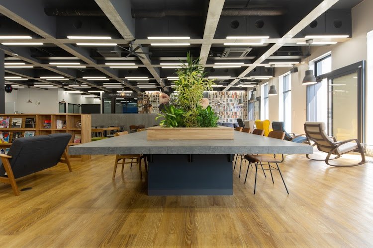コワーキングスペース CROSS BE coworking space in Kofu, Japan 1