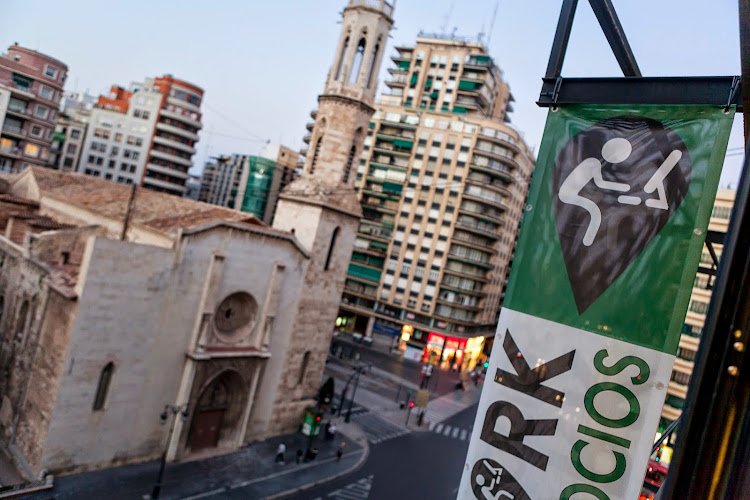 Simple Work Coworking coworking space in Valencia, Spain 1