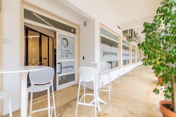 Coworking Business Networking Lounge coworking space in Lisbon, Portugal 1
