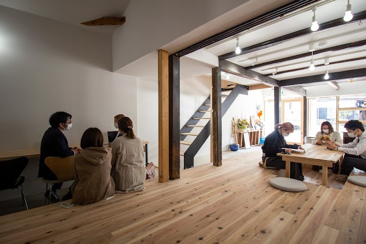 FLAT BASE フラットベース coworking space in Nabari, Japan 1