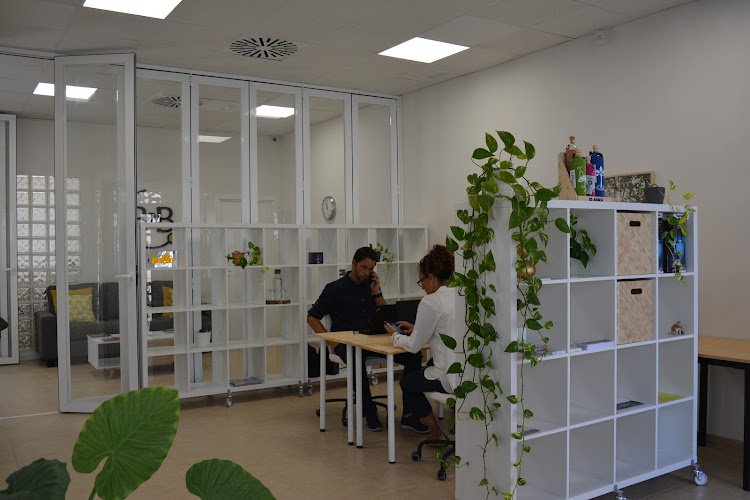 B2B Coworking coworking space in Umbrete, Spain 1