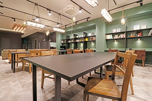 THE HUB 新宿 nex Inc. coworking space in Shinjuku City, Japan 1