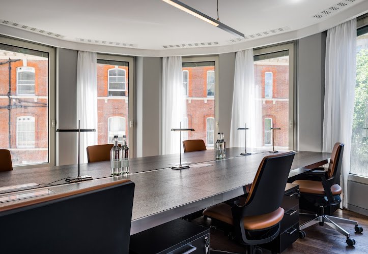 12 Hay Hill coworking space in London, United Kingdom of Great Britain and Northern Ireland 1