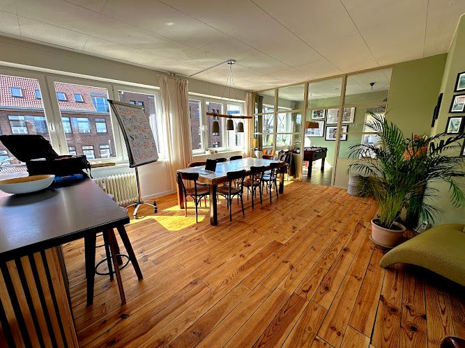 BrandRaum Loft coworking space in Hamburg, Germany 1