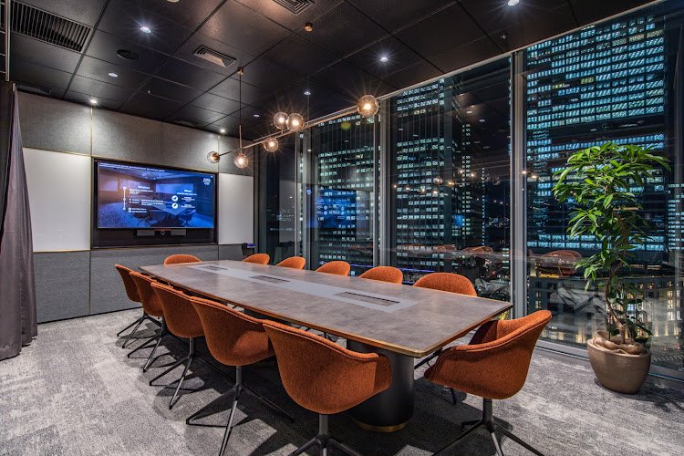 JustCoグラントウキョウサウスタワー coworking space in Chiyoda City, Japan 1