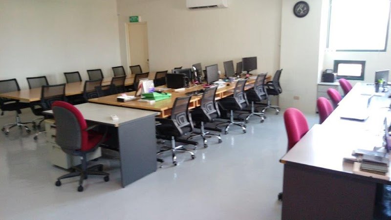 Vibe Makati coworking space in Makati City, Philippines 1