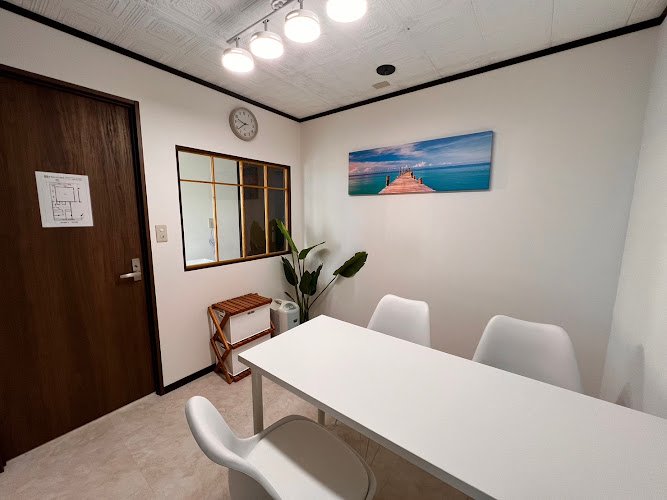 コワーキング&シェアオフィス a-officeエーオフィス宮古島 coworking space in Miyakojima, Japan 1