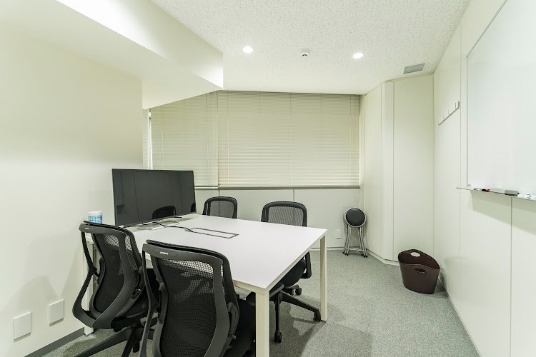 ジザイ 大塚 coworking space in Toshima City, Japan 1