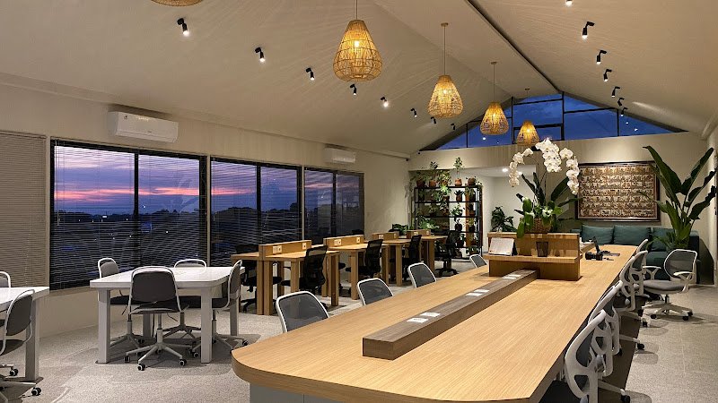 PUCO Rooftop Coworking space & Eatery coworking space in Badung Regency, Indonesia 1