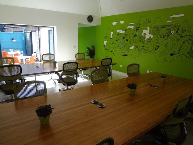 Kingston CoWork coworking space in Kingston upon Thames, United Kingdom of Great Britain and Northern Ireland 1