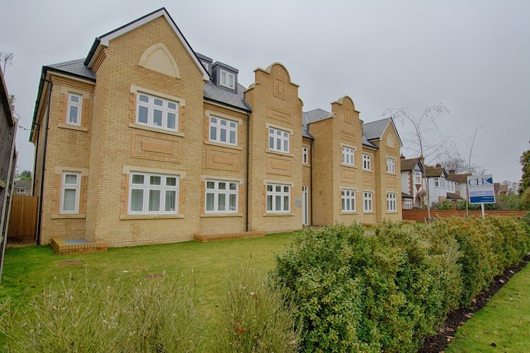 Executive Roomspace - Kinnaird Court coworking space in Esher, United Kingdom of Great Britain and Northern Ireland 1