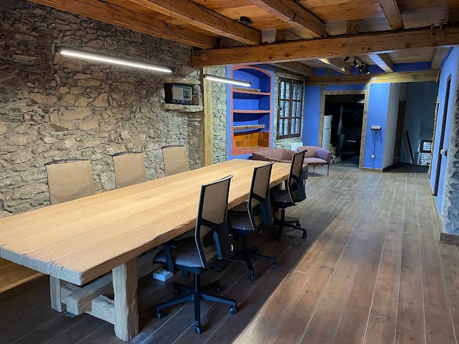 Cal Parramon Cowork coworking space in Estamariu, Spain 1
