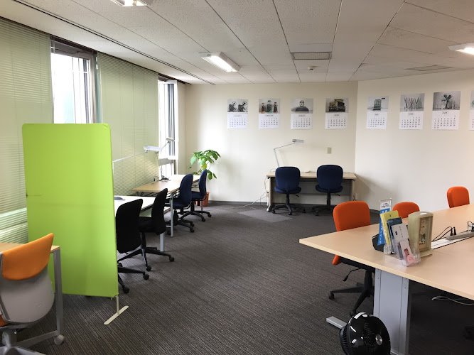 PhilPort coworking space in Minato City, Japan 1