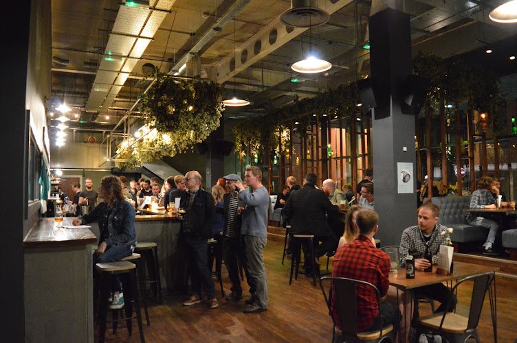 Café Beermoth · Craft Beer Bar coworking space in Manchester, United Kingdom of Great Britain and Northern Ireland 1