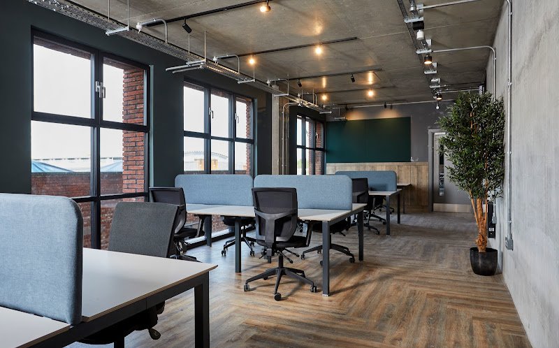 Colony One Silk St - Manchester Co-Working & Office Space coworking space in Manchester, United Kingdom of Great Britain and Northern Ireland 1