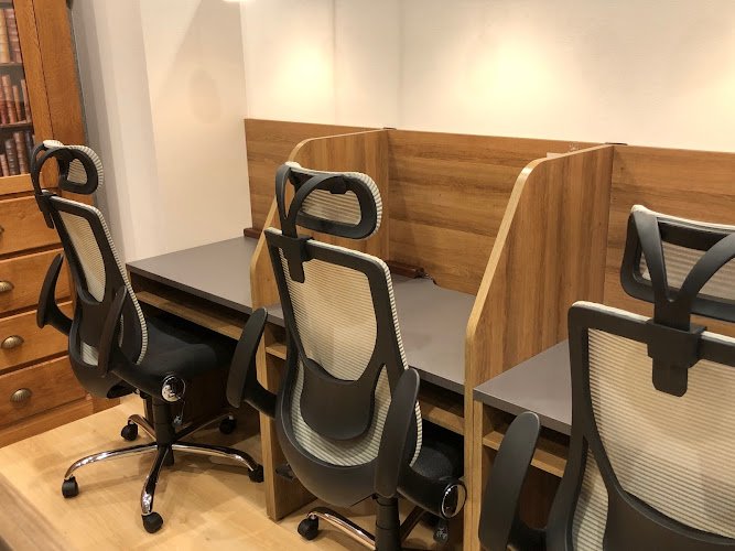 ワーク&スタディスペース「MANAbee」 coworking space in Yokohama, Japan 1