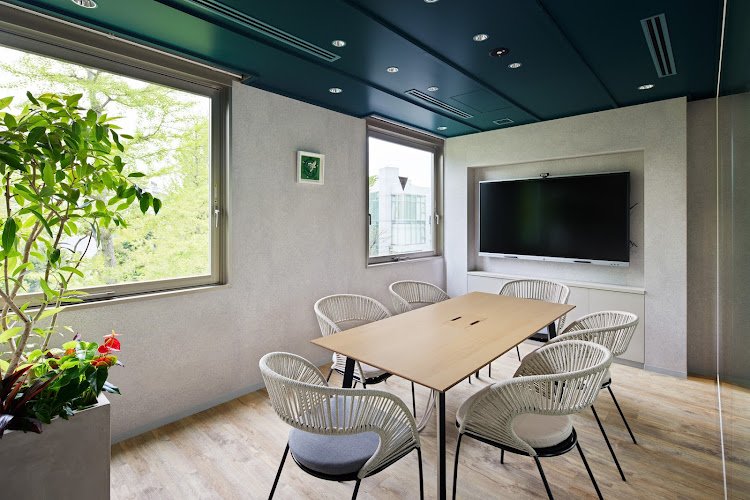 日総第27ビル coworking space in Minato City, Japan 1