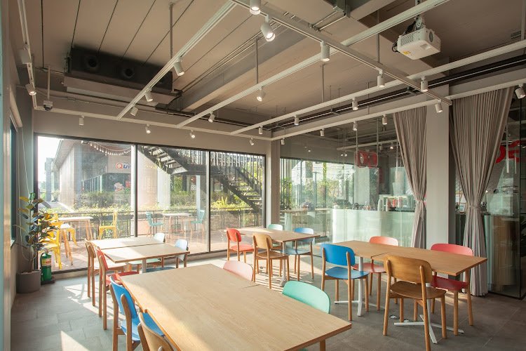 True Space Ubon coworking space in Mueang Ubon Ratchathani District, Thailand 1