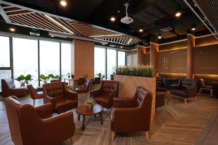 Corporate Serviced Offices coworking space in Huai Khwang, Thailand 1