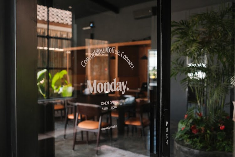 Monday Co-Working coworking space in Badung Regency, Indonesia 1