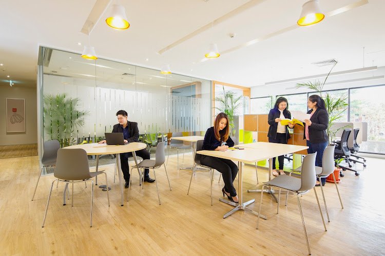 Regus - Chiang Mai, Icon Park coworking space in Mueang Chiang Mai District, Thailand 1