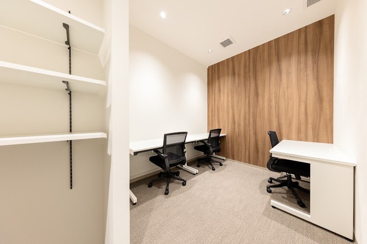 BIZcomfort本厚木 coworking space in Atsugi, Japan 1