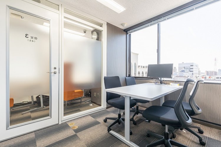 ジザイ 西船橋 coworking space in Funabashi, Japan 1