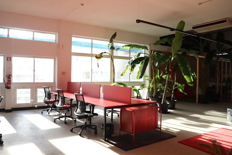 GDI Hub coworking space in Algés, Portugal 1